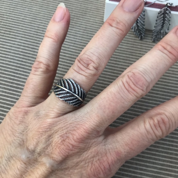 Pandora Feather Jewelry Set Necklace Earrings and Size 7 Ring - Picture 6 of 10